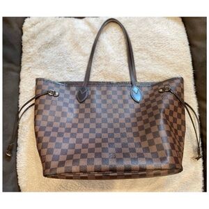 Louis Vuitton Damier Neverfull MM